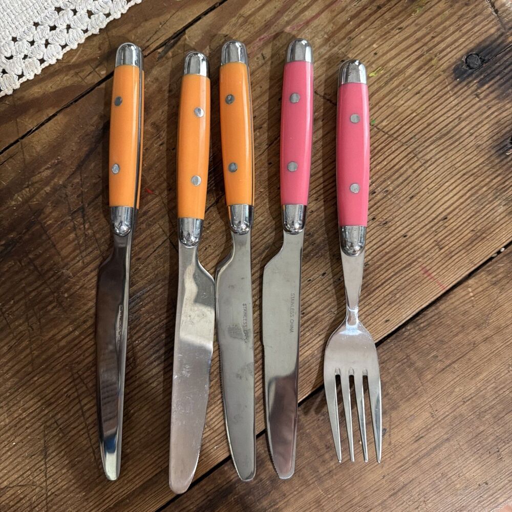 CAMBRIDGE JUBILEE Orange/Pink Stainless Flatware Riveted Handle Set of 5